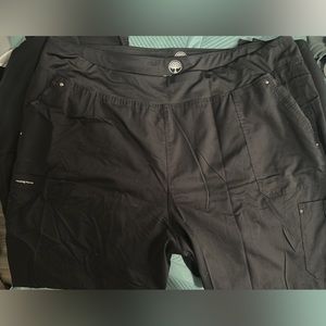 Scrub Bottoms Black